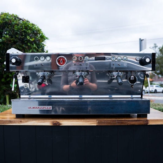 2020 3 group La Marzocco PB White AS NEW - Was In Restaurant - Australia - Di Pacci