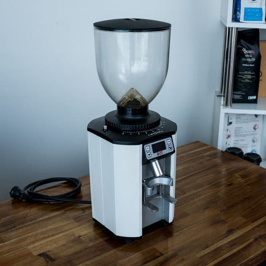 EX DEMO DIP DS-68 ESPRESSO GRINDER WHITE