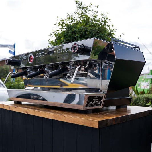 Custom Late Model 3 Group La Marzocco KB90 AV In Jet Black