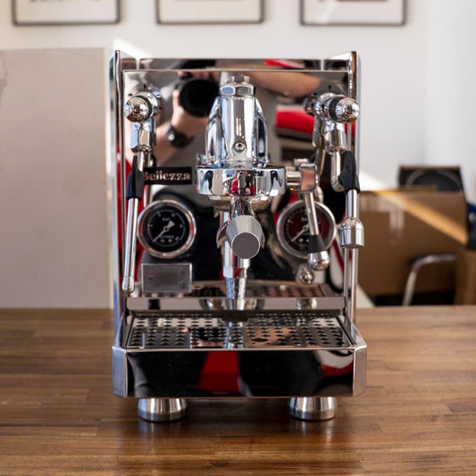 Ex-Demo Bellezza Giulia Semi-Commercial E61 Coffee Machine