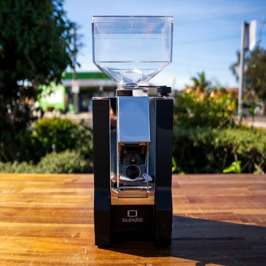 Pre Loved Eureka Silienzio Doserless Coffee Bean Espresso Grinder