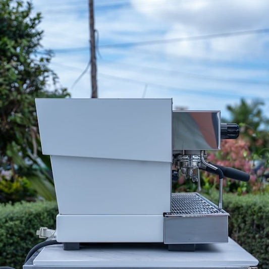 AS - NEW CUSTOM LA MARZOCCO LINEA S 3 GROUP GLOSS WHITE 9 WEEKS OLD - Australia - Di Pacci
