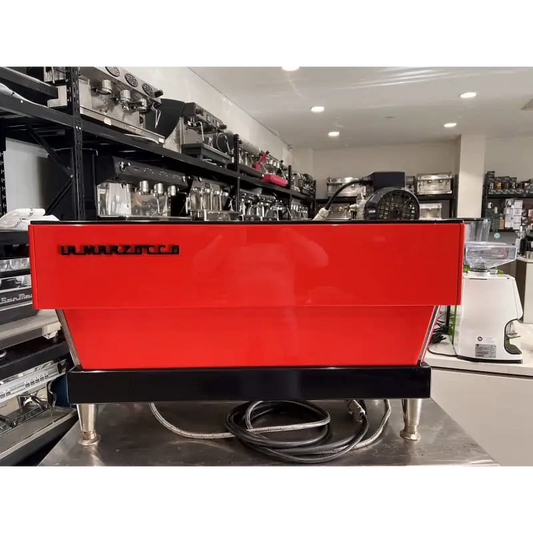 As New RED 3 Group La Marzocco Linea AV Commercial Coffee