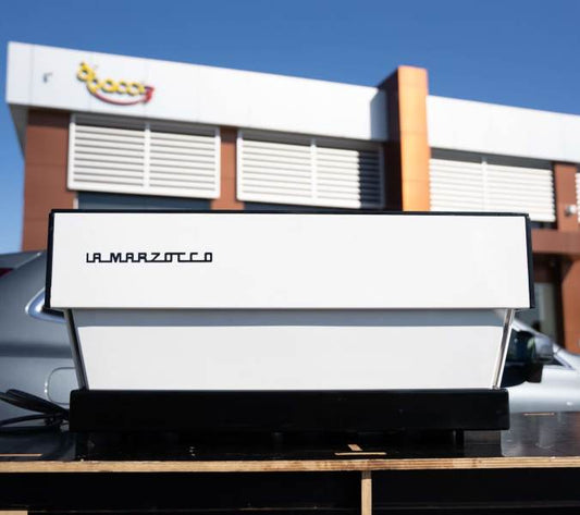 Beautiful La Marzocco Linea Av Tall Cup 3 Group Coffee Machine - Australia - Di Pacci
