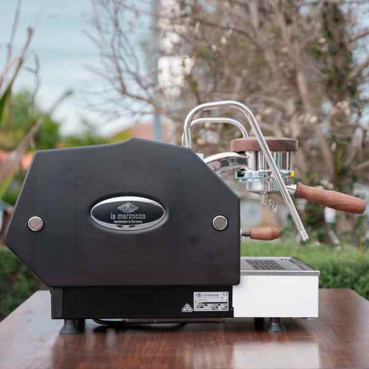 BRAND NEW LA MARZOCCO GS3 AV IN GLOSS WHITE WITH SPECHT TIMBER KIT - Australia - Di Pacci