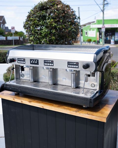 Clean Pre Loved 3 Group Wega Polaris Tall Cup Black - Australia - Di Pacci