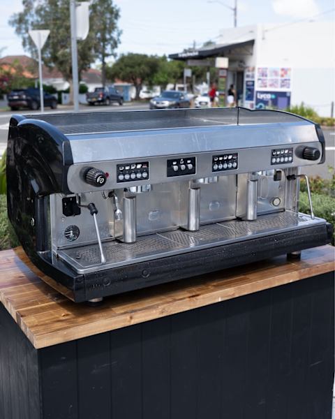 Clean Pre Loved 3 Group Wega Polaris Tall Cup Black - Australia - Di Pacci