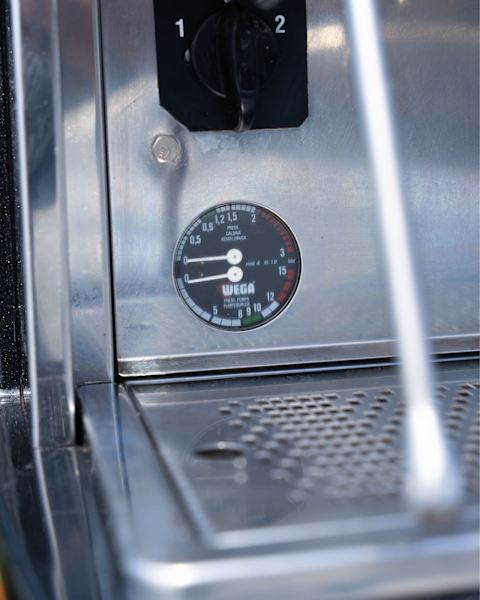 Clean Pre Loved 3 Group Wega Polaris Tall Cup Black - Australia - Di Pacci