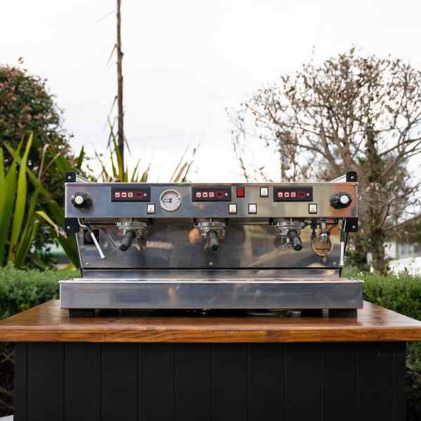 Clean Pre Owned 3 Group La Marzocco LINEA Av In Black With Shot Timers - Australia - Di Pacci