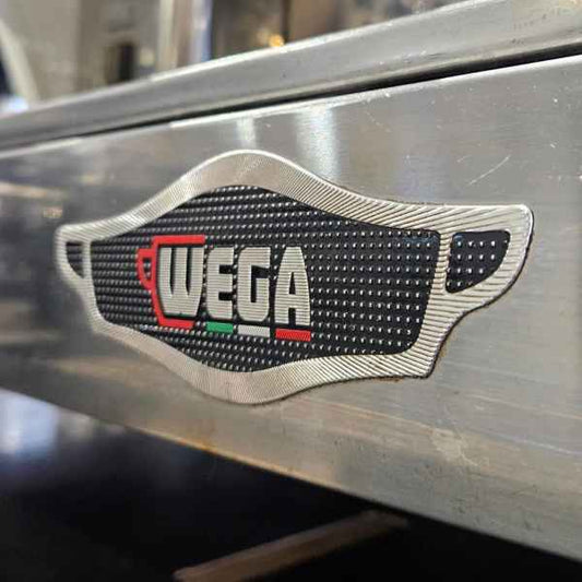 Clean Pre Owned Wega Polaris Tron 3 Group In White - Australia - Di Pacci