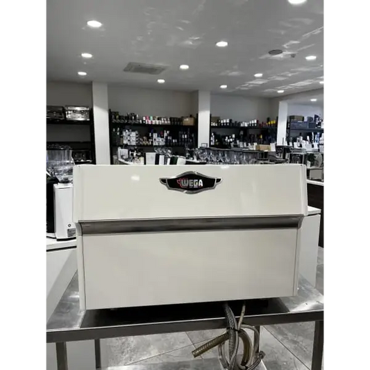 Clean Wega 15 Amp White Atlas Commercial Coffee Machine