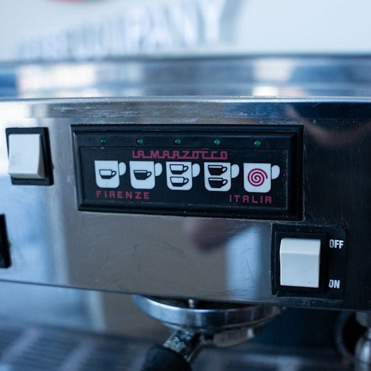 Custom Ocean Blue La Marzocco Linea AV 3 Group Low Use Immaculate - Australia - Di Pacci