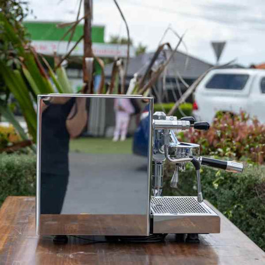 Immaculate Pre Loved ECM Barista Semi Commercial Machine