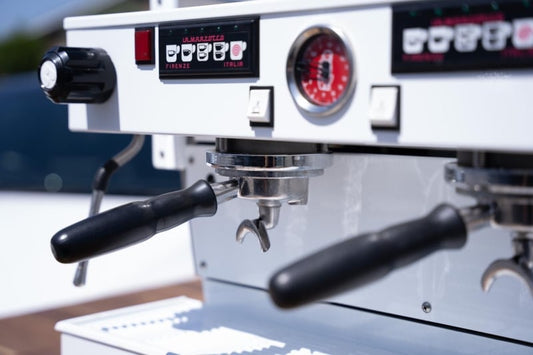 Fully Refurbished Custom White La Marzocco Linea Av - Australia - Di Pacci