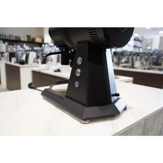 Immaculate Ex Display EK43 Short In Black Commercial Grinder