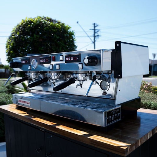 Immaculate La Marzocco Linea AV Gloss White with Chrono Shot Timers - Australia - Di Pacci