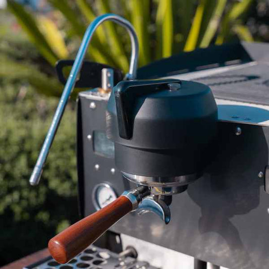 Immaculate SYNESSO S300 In Matt Black Commercial Coffee Machine - Australia - Di Pacci