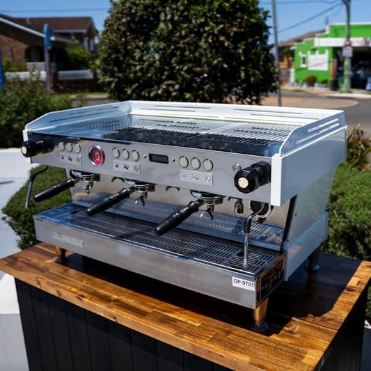 Late Model Pre - Loved 3 Group La Marzocco PB – Tall Cup | Gloss White - Australia - Di Pacci