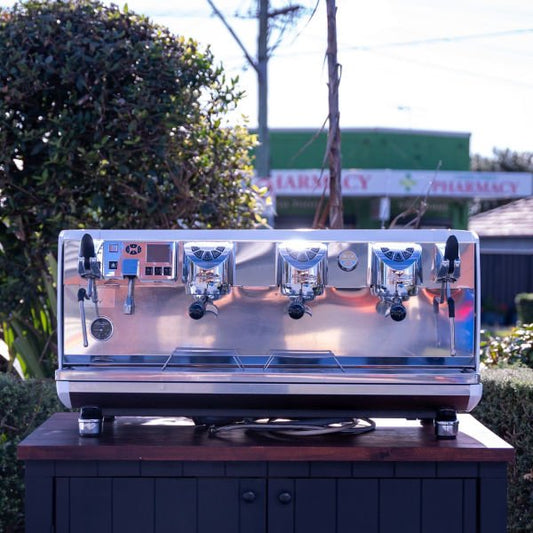 Pre Loved 3 Group White Eagle 🦅 Digit Commercial Coffee Machine - Australia - Di Pacci