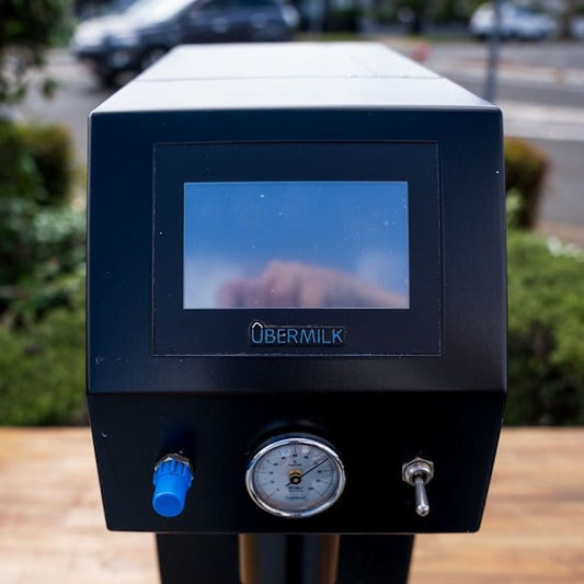 Pre - Loved Ubermilk – Automatic Milk System – Excellent Condition - Australia - Di Pacci