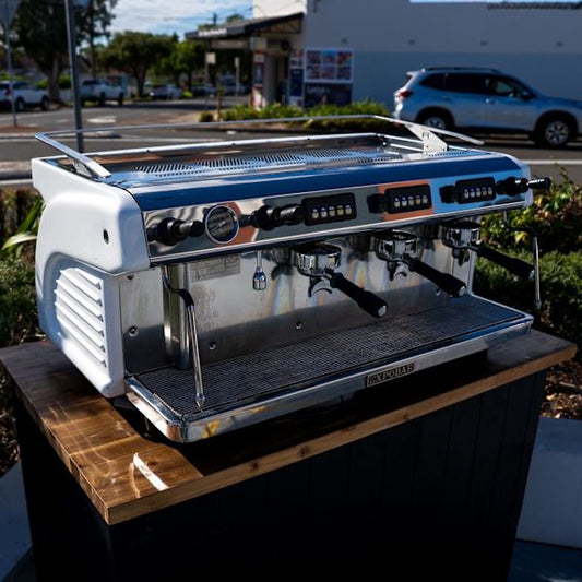 Pre Owned Expobar Ruggero 3 Group Tall Cup White Lever - Australia - Di Pacci