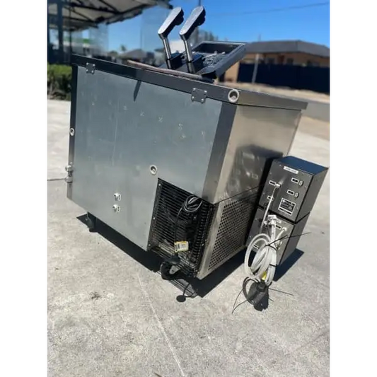 Pre Owned Single door Milk Juggler