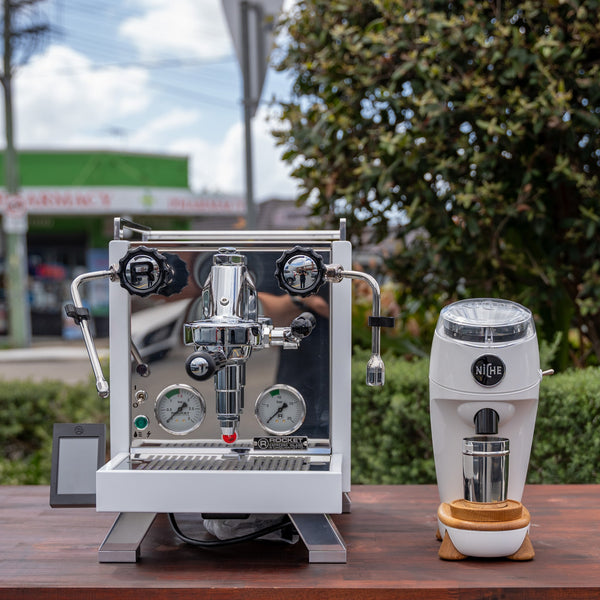 Rocket R Cinquantotto (R58) Coffee Machine + Niche Zero Grinder Package In White - Australia - Di Pacci