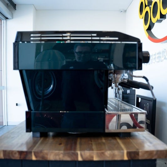 Stunning Late - Model La Marzocco Linea PB – 3 Group (Pearl Green) - Australia - Di Pacci