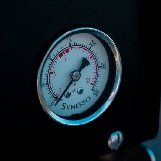 STUNNING LATE MODEL PRE OWNED SYNESSO S200 COFFEE MACHINE - Australia - Di Pacci