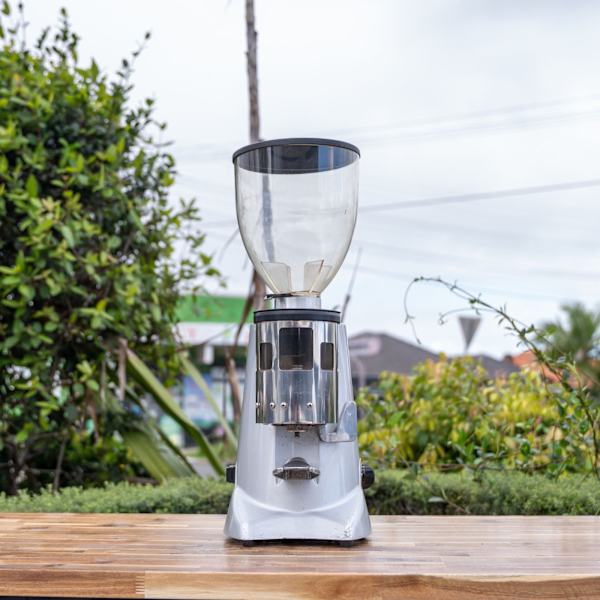 Used Fiorenzato F6 Commercial Coffee Grinder – Powerful & Reliable - Australia - Di Pacci