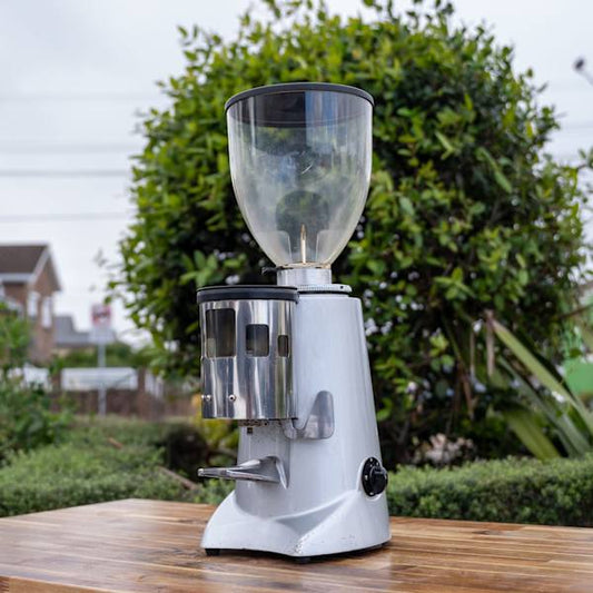 Used Fiorenzato F6 Commercial Coffee Grinder – Powerful & Reliable - Australia - Di Pacci