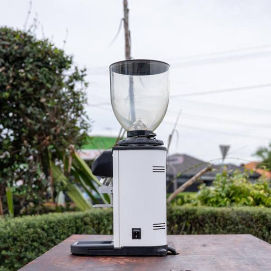 Used White DIP DK65 Coffee Grinder – Excellent Condition - Australia - Di Pacci
