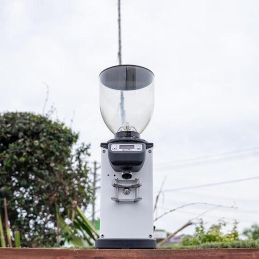 Used White DIP DK65 Coffee Grinder – Excellent Condition - Australia - Di Pacci